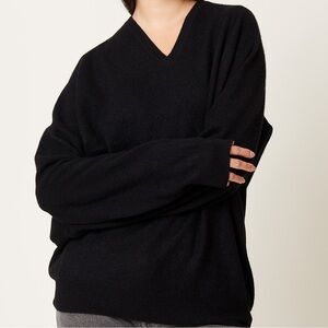 Zweifadig 100% Cashmere Black Classic Black V-Neck Sweater